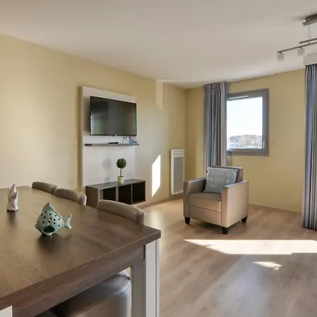Ferienhaus For 6 People (adults Only) Bray-Dunes